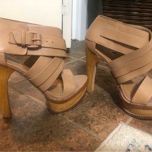 L.A.M.B. women’s 7 heels RARE only worn once for a few hours!! Like new! Nude